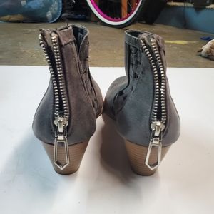 Womens size 8 gray booties